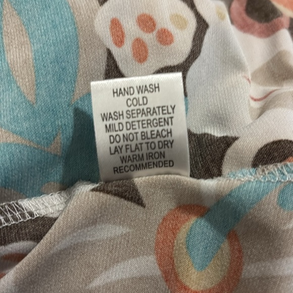 Joy Joy Red and Blue Blouse 3/4 Sleeve - Picture 4 of 4